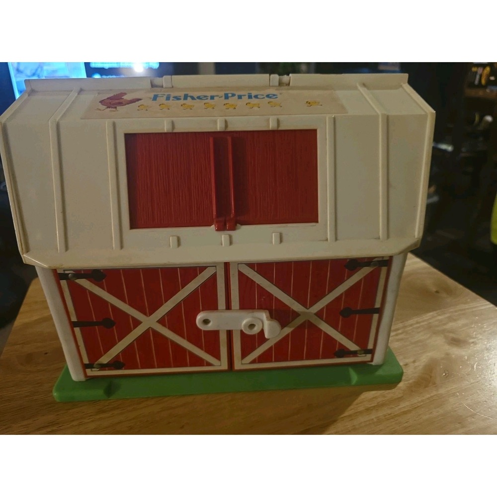 Vintage Fisher Price Little People Play Family Farm Barn Door Sound Works